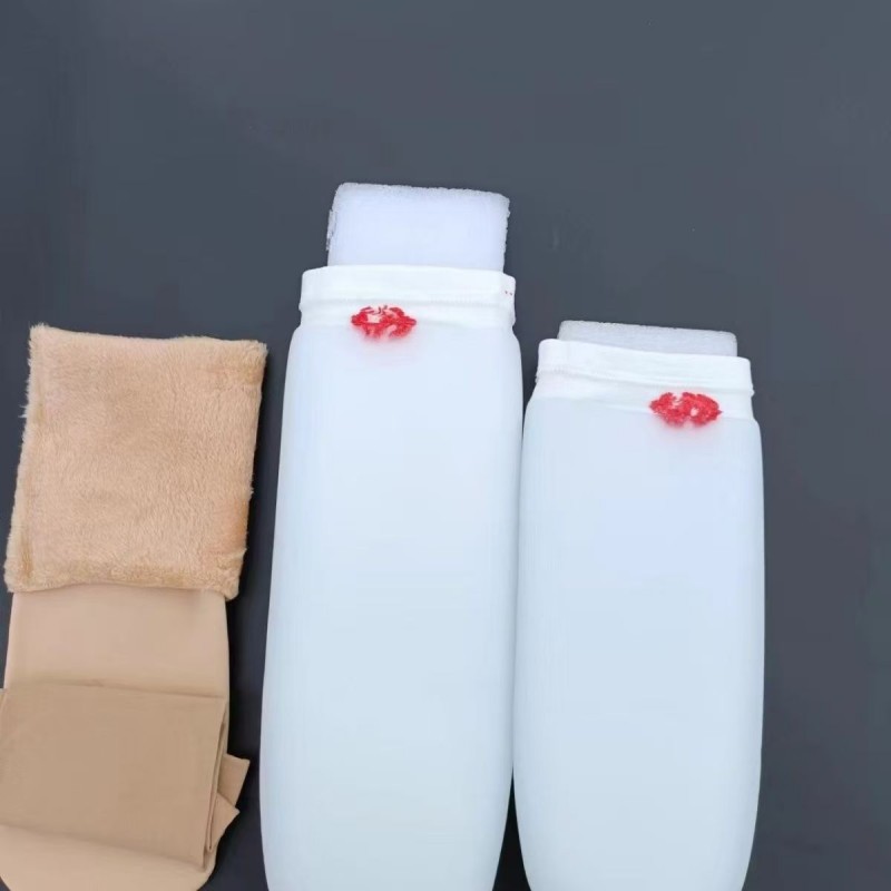 Knee Sleeve Pair - غطاء جل سيليكوني ناعم للساق الاصطناعية